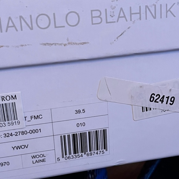 Manolo blahnik Hangisi Chrystal Buckle Wool Flats, NEW - Picture 15 of 17